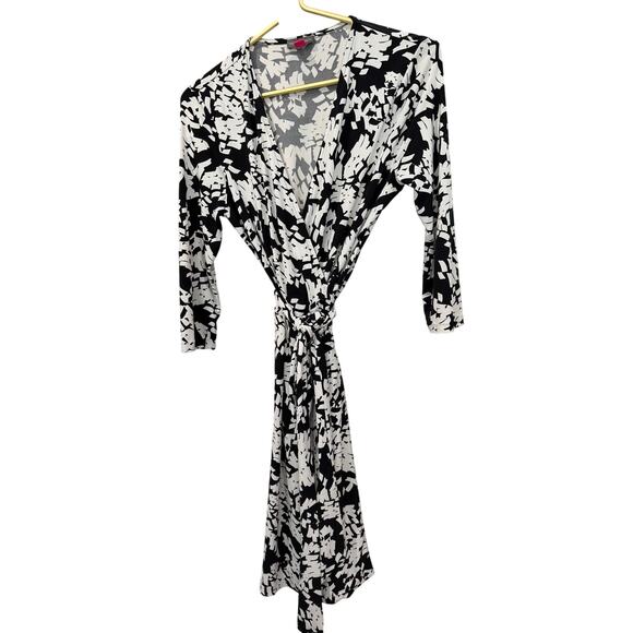 Vince Camuto Black White Wrap Dress Women’s S 3/4 Sleeve Midi Poly Blend EUC - Picture 2 of 6